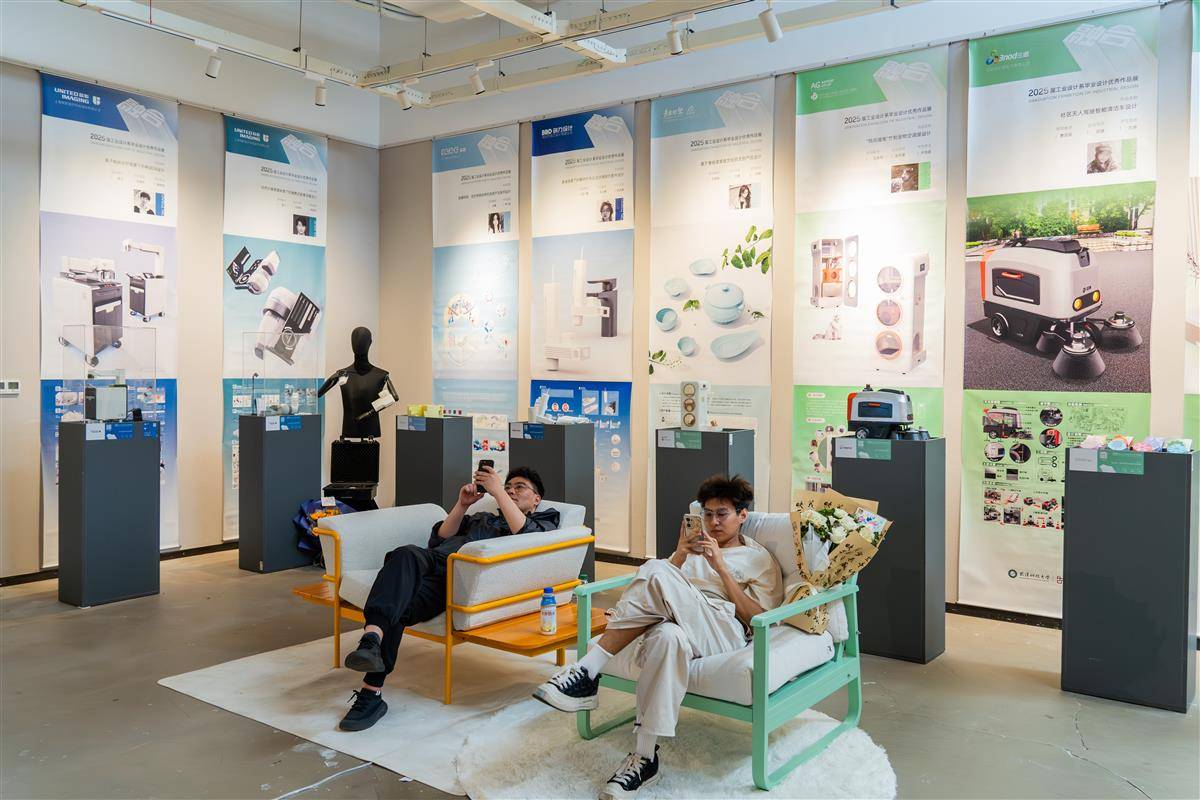 会展现场。通讯员 孙正恒 摄.jpg 会展现场。通讯员 孙正恒 摄